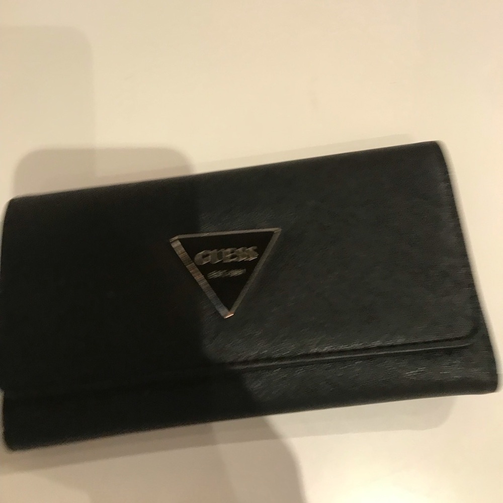 Guess wallet
